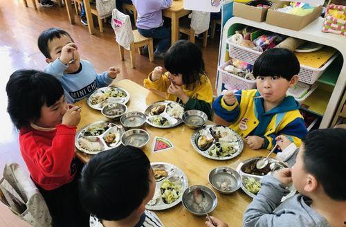 娱乐吃瓜酱幼儿园,揭秘童趣世界里的欢乐与成长